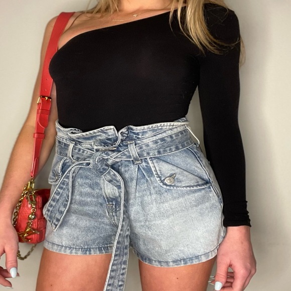 Veronica Beard Nori Paperbag Shorts - Picture 5 of 10